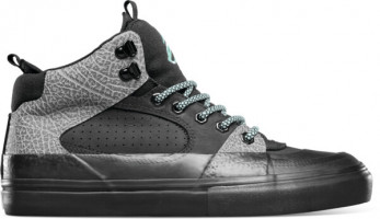 éS Accel Explorer Black